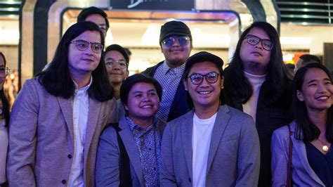 sm legazpi cinema now showing
